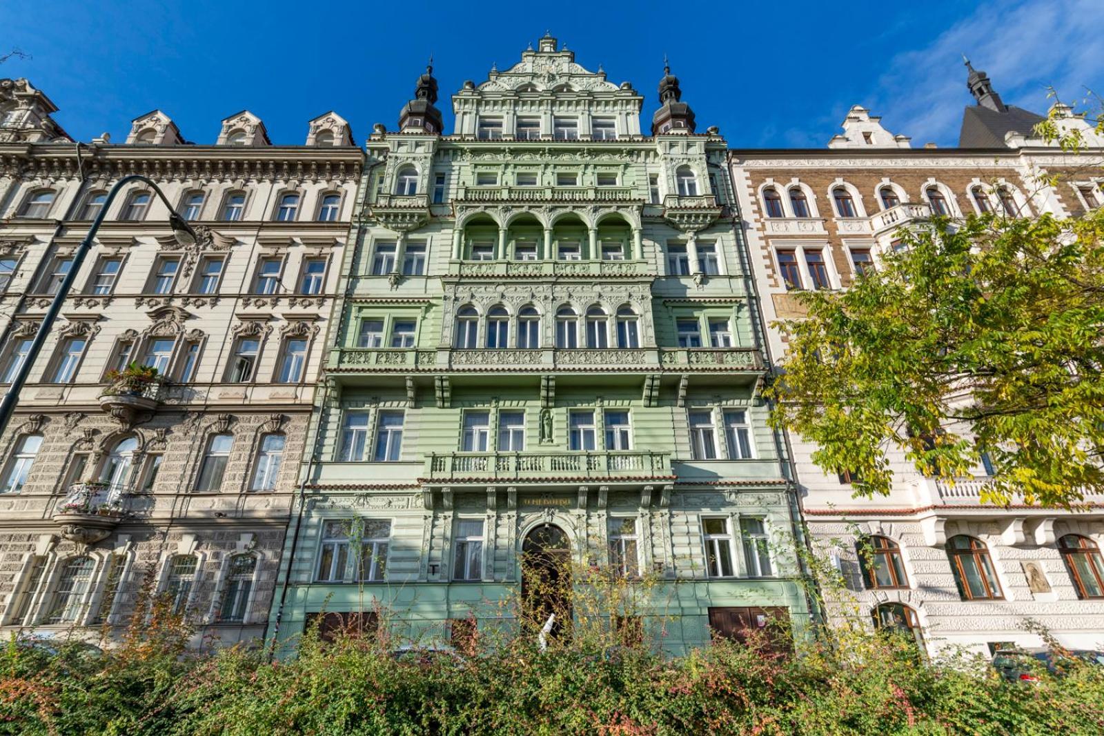 Janackovo Nabrezi 19 - Riverside Residence Prague Exterior photo